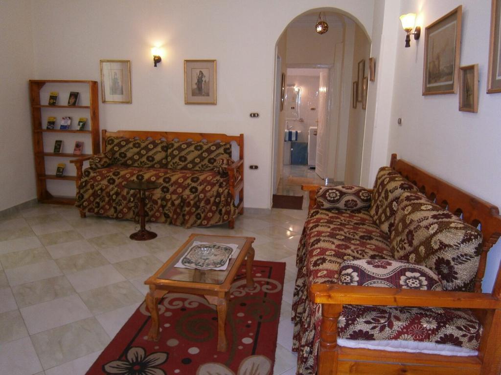 Royal Apartments Luxor Buitenkant foto